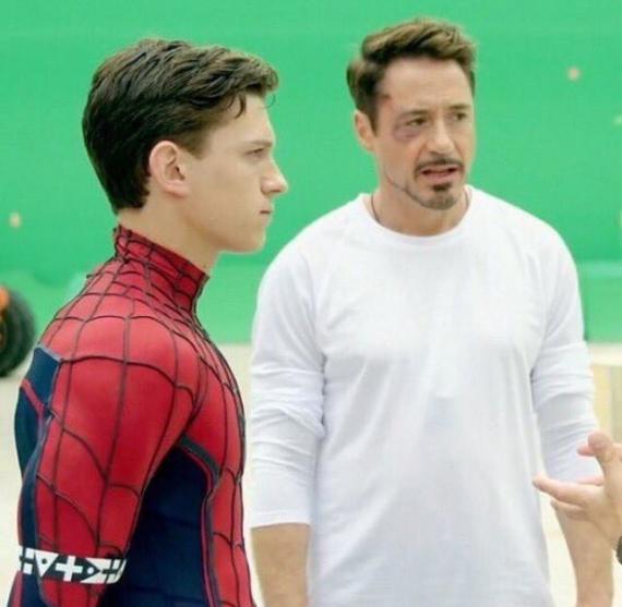Tom Holland y Robert Downey Jr. en el set de Capitán América: Civil War