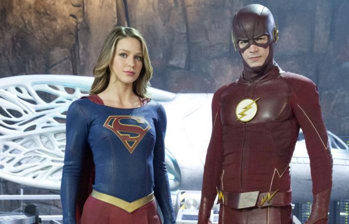 Supergirl y Flash en su primer crossover televisivo