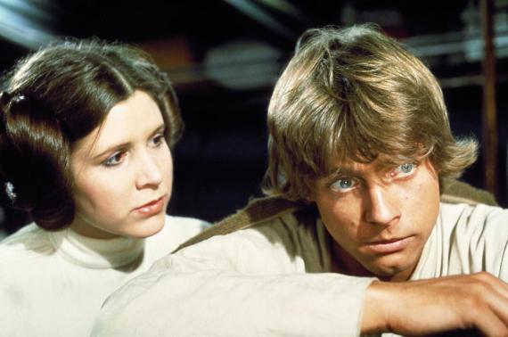 Imagen de Star Wars: Episodio IV - Una Nueva Esperanza (1977), Luke Skywalker y Leia Organa