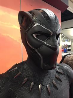 Los atuendos de Black Panther (2017) expuestos en la San Diego Comic Con 2017