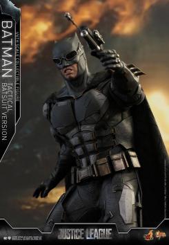 Figura de Batman de Hot Toys para Liga de la Justicia (2017)