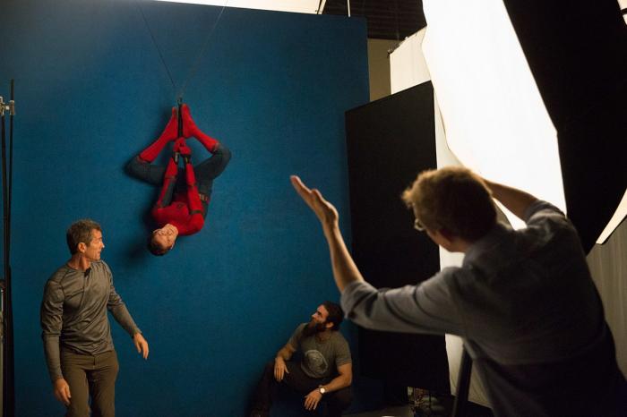 Detrás de las cámaras de la sesión de fotos del décimo aniversario de Marvel Studios
