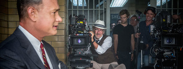 "Tom Hanks leyó las memorias del verdadero protagonista y añadió detalles al guion de El Puente de los Espías". Steven Spielberg
