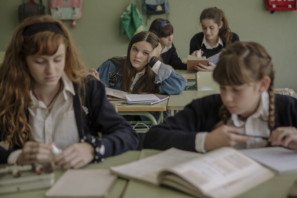 Goya 2021: 'Las niñas' es la mejor película española del año