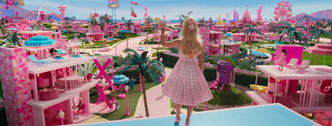 'Barbie' es mucho más que color rosa y feminismo pop: los dilemas de ciencia ficción seria que plantea el bombazo con Margot Robbie van desde 'Matrix' a 'Inteligencia Artificial'